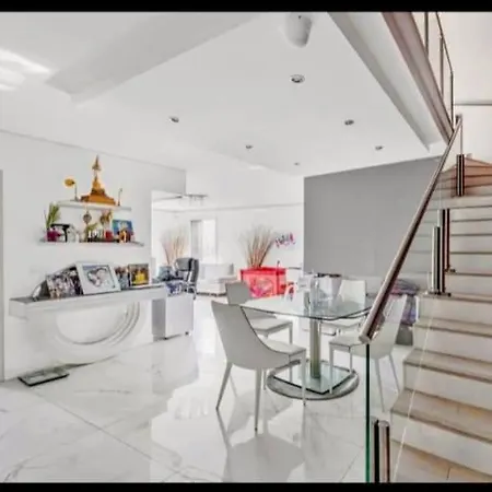Luxury House View River Senie Parigi